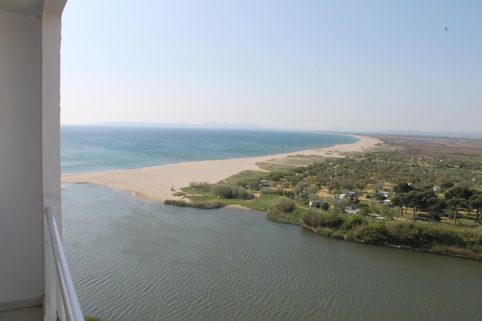 Apartamento De Dos Habitaciones Con Vistas Al Mar Empuriabrava Eksteriør bilde